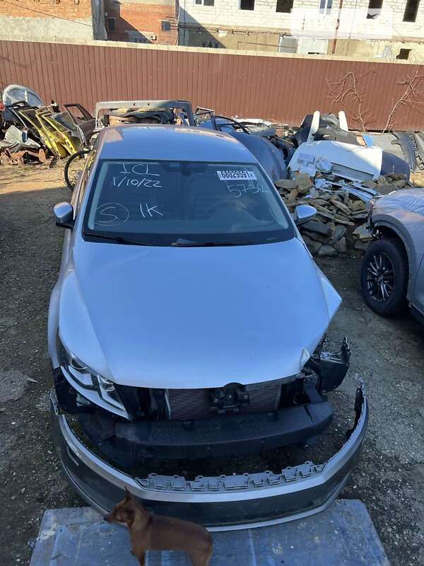 Купе Volkswagen CC / Passat CC 2015 в Самборе