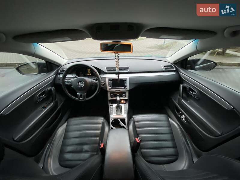 Купе Volkswagen CC / Passat CC 2010 в Вознесенске