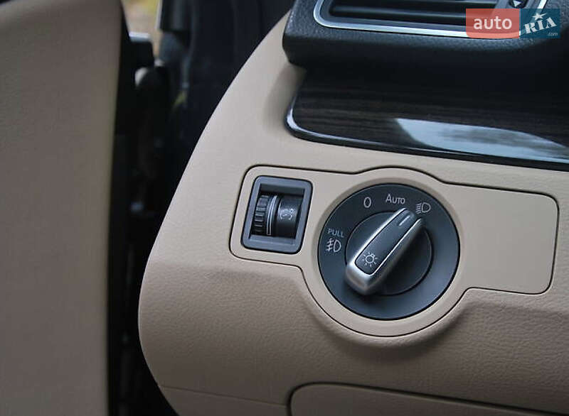 Купе Volkswagen CC / Passat CC 2016 в Тернополе