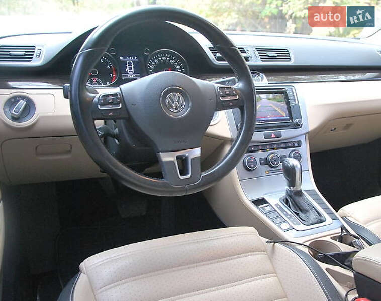 Купе Volkswagen CC / Passat CC 2016 в Тернополе