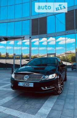 Купе Volkswagen CC / Passat CC 2013 в Києві