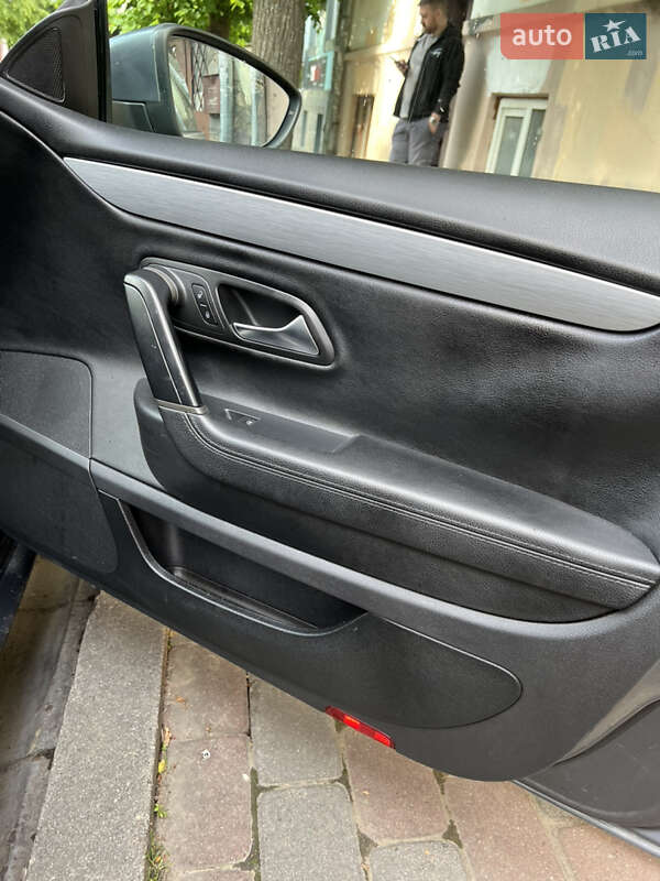 Купе Volkswagen CC / Passat CC 2013 в Черновцах