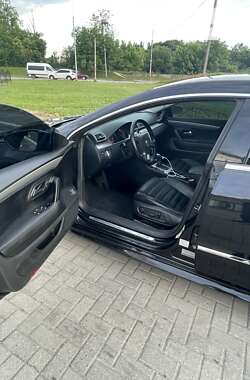 Купе Volkswagen CC / Passat CC 2010 в Мукачево