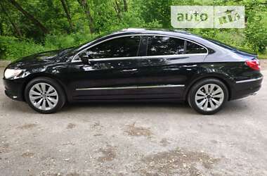 Купе Volkswagen CC / Passat CC 2010 в Луцьку