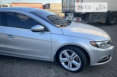 Купе Volkswagen CC / Passat CC 2012 в Боярке