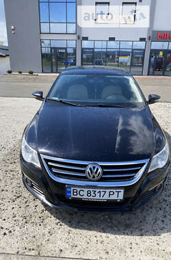 Купе Volkswagen CC / Passat CC 2011 в Львові