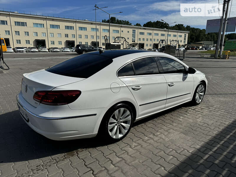 Купе Volkswagen CC / Passat CC 2013 в Киеве