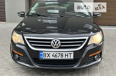 Купе Volkswagen CC / Passat CC 2010 в Хмельницькому