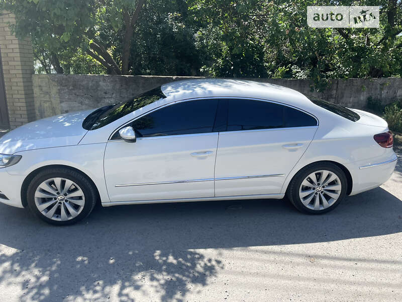 Купе Volkswagen CC / Passat CC 2013 в Днепре