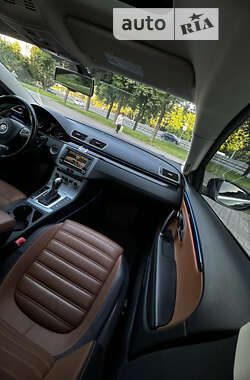 Купе Volkswagen CC / Passat CC 2015 в 