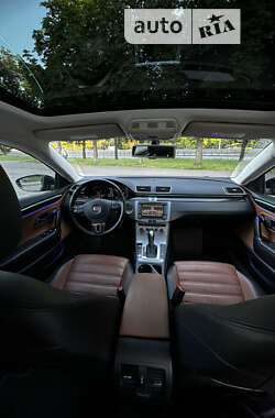 Купе Volkswagen CC / Passat CC 2015 в 