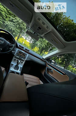 Купе Volkswagen CC / Passat CC 2015 в 