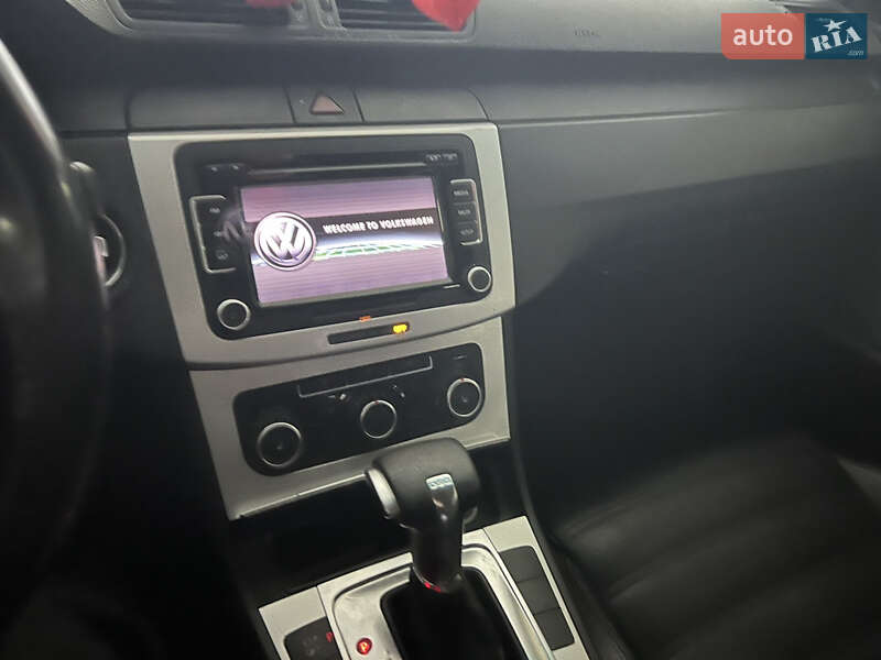 Купе Volkswagen CC / Passat CC 2010 в Виннице
