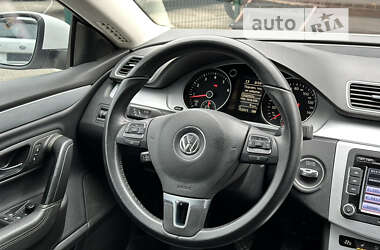 Купе Volkswagen CC / Passat CC 2012 в Киеве