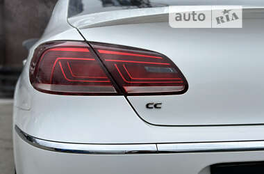 Купе Volkswagen CC / Passat CC 2012 в Киеве