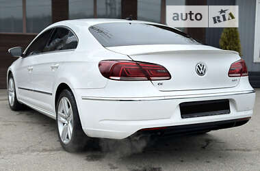 Купе Volkswagen CC / Passat CC 2012 в Киеве