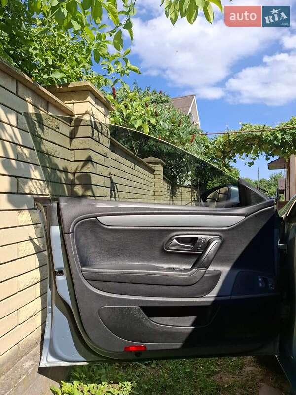 Купе Volkswagen CC / Passat CC 2013 в Ивано-Франковске