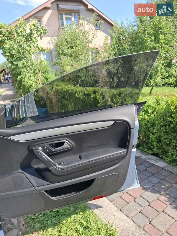 Купе Volkswagen CC / Passat CC 2013 в Ивано-Франковске