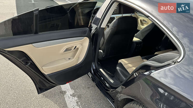 Купе Volkswagen CC / Passat CC 2012 в Черкассах