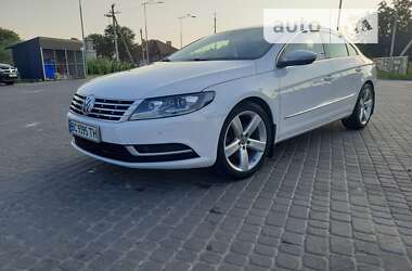 Купе Volkswagen CC / Passat CC 2013 в Львові