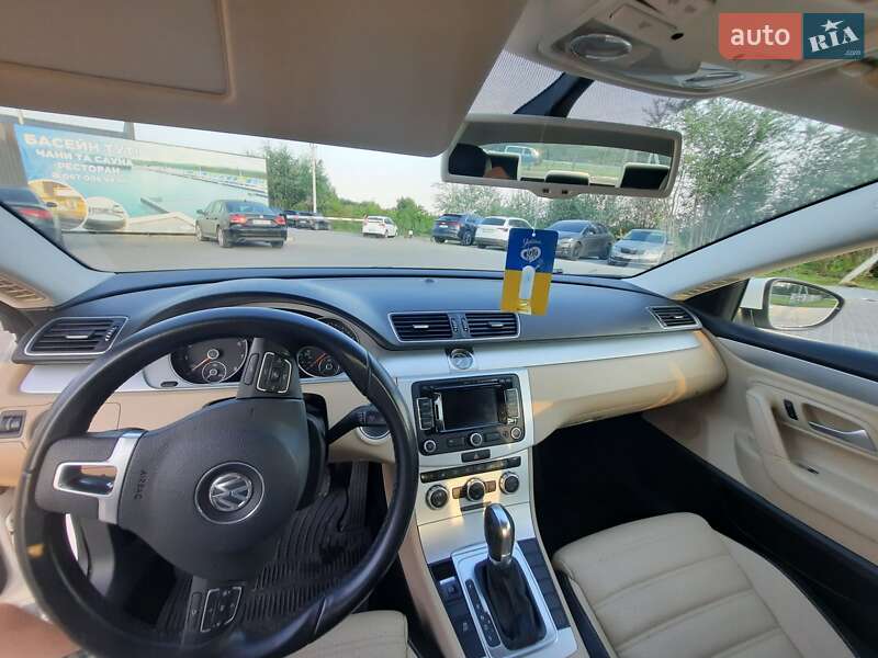 Купе Volkswagen CC / Passat CC 2013 в Львове