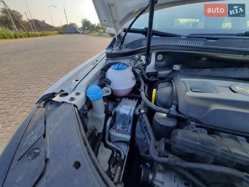 Купе Volkswagen CC / Passat CC 2013 в Львове