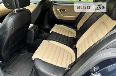 Купе Volkswagen CC / Passat CC 2015 в Киеве