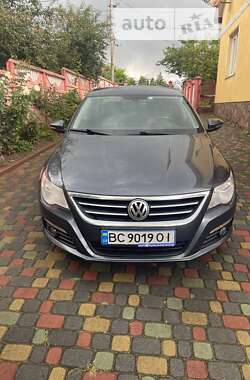 Купе Volkswagen CC / Passat CC 2010 в Яворові