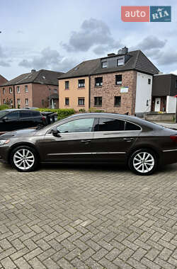 Купе Volkswagen CC / Passat CC 2012 в 
