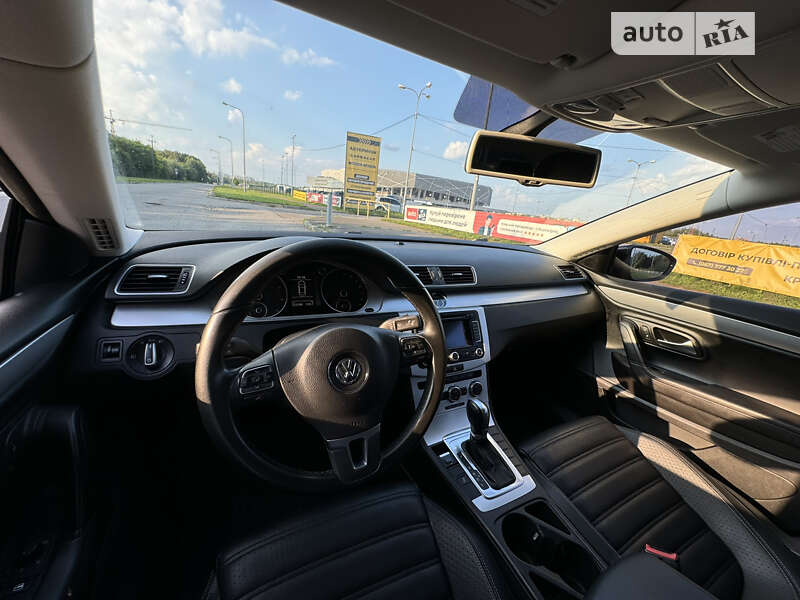 Купе Volkswagen CC / Passat CC 2012 в Львове