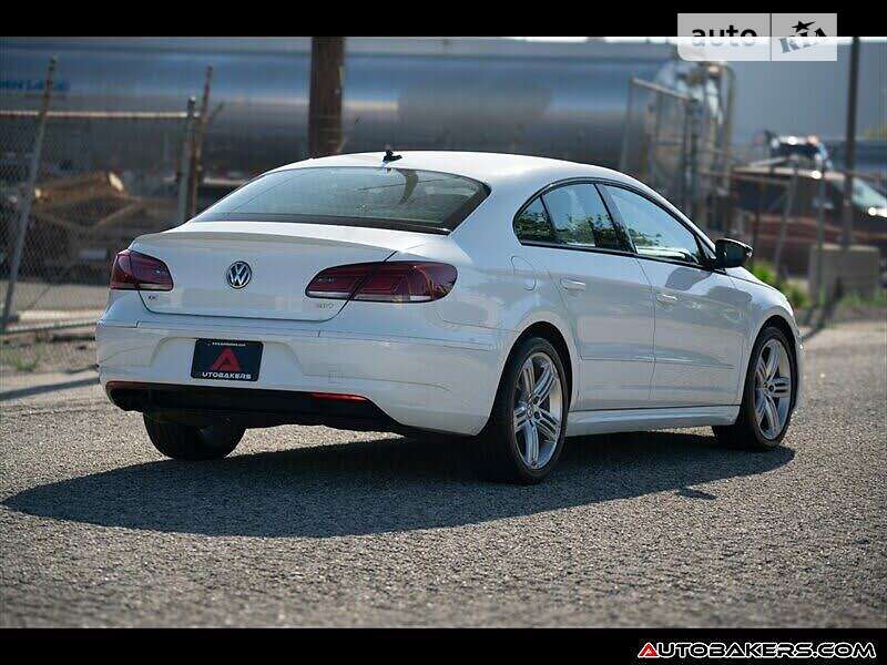 Купе Volkswagen CC / Passat CC 2015 в Львові