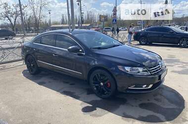 Купе Volkswagen CC / Passat CC 2013 в Кропивницком