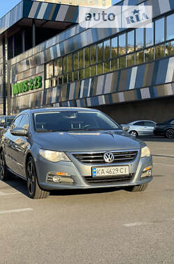 Купе Volkswagen CC / Passat CC 2010 в Киеве