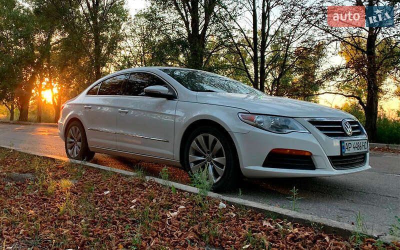 Купе Volkswagen CC / Passat CC 2010 в 