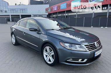 Купе Volkswagen CC / Passat CC 2012 в Києві