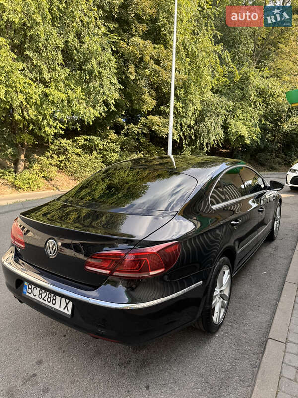 Купе Volkswagen CC / Passat CC 2012 в Львове