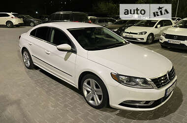 Купе Volkswagen CC / Passat CC 2013 в Киеве