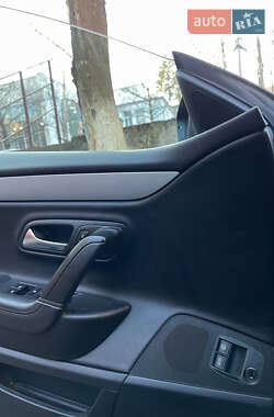 Купе Volkswagen CC / Passat CC 2013 в 