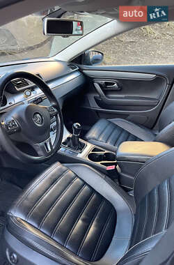 Купе Volkswagen CC / Passat CC 2013 в 