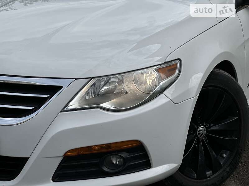 Купе Volkswagen CC / Passat CC 2010 в Зборове