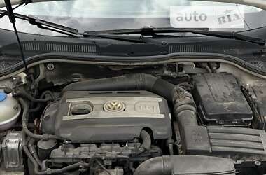 Купе Volkswagen CC / Passat CC 2010 в Зборове