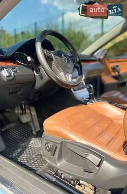 Купе Volkswagen CC / Passat CC 2011 в 