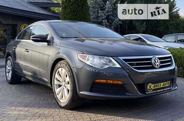 Купе Volkswagen CC / Passat CC 2011 в Львове