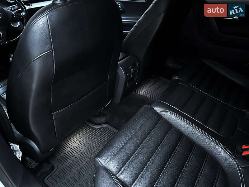 Купе Volkswagen CC / Passat CC 2013 в Харкові