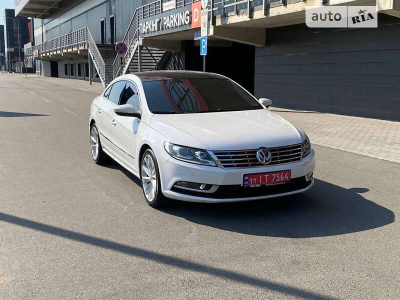 Купе Volkswagen CC / Passat CC 2014 в Києві