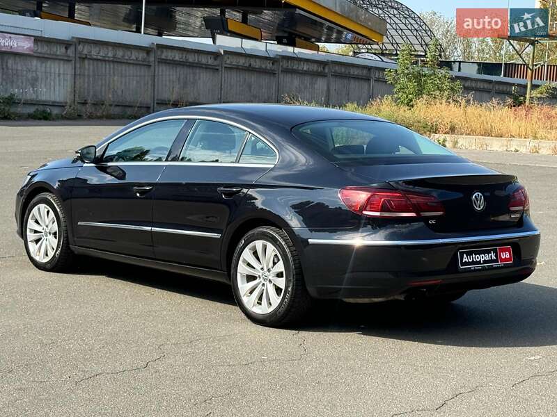 Купе Volkswagen CC / Passat CC 2014 в Киеве
