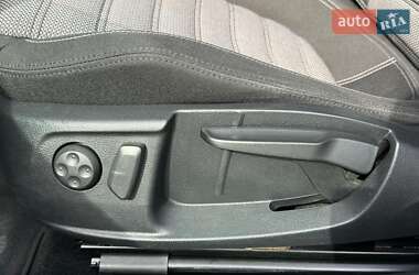 Купе Volkswagen CC / Passat CC 2014 в 