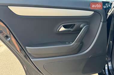 Купе Volkswagen CC / Passat CC 2014 в 