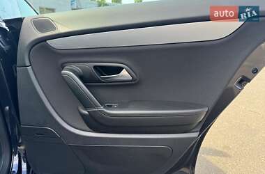 Купе Volkswagen CC / Passat CC 2014 в 
