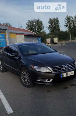 Купе Volkswagen CC / Passat CC 2013 в Львові